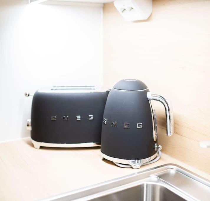 New Studio Apartment With Free Parking Kuopio Bagian luar foto