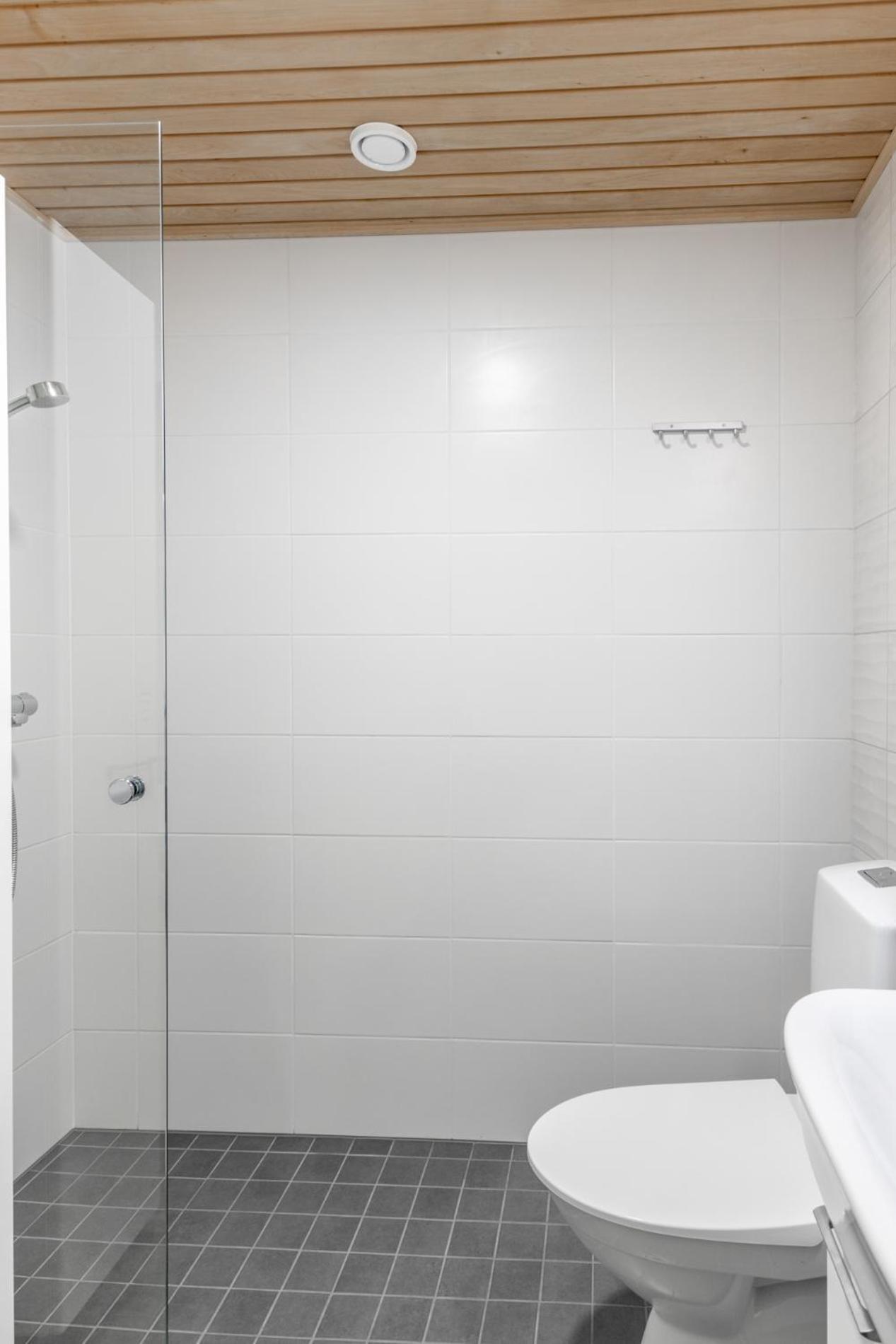 New Studio Apartment With Free Parking Kuopio Bagian luar foto